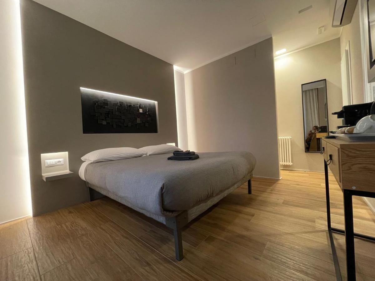 Lucrino 45 By Ale Hotel Rome Exterior photo